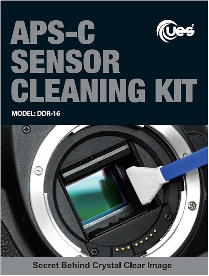 UES DDR16 APS-C Camera Sensor Cleaning Kit (12x16mm Swabs + 15ml Solution)