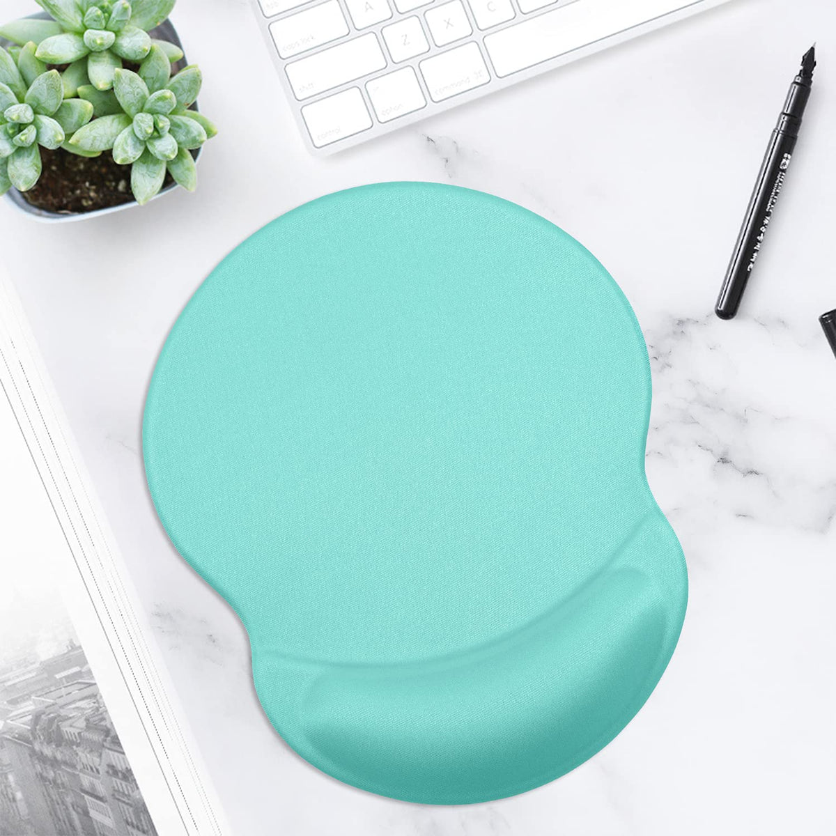 ITNRSIIET Ergonomic Mouse Pad with Gel Wrist Support Small Wrist Rest Smooth Surface Non-Slip PU Base Comfortable Office Supplies Pain Relief, 8.7 x 7.2 inches, Green