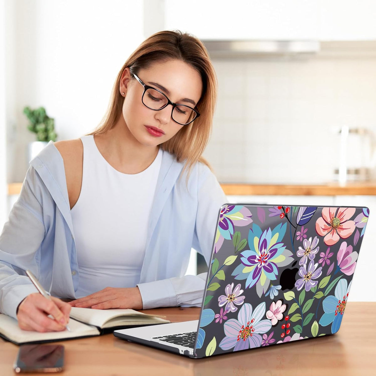 Teryeefi for MacBook Air 13.6 inch Case M4 M3 M2 2024-2022 Release Model A3240 A3113 A2681, Protective Plastic Hard Shell Cover for MacBook Air M2 M3 M4 13 inch, Pretty Flowers Black-104
