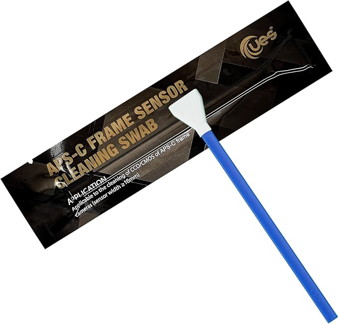 UES DDR16 APS-C Camera Sensor Cleaning Kit (12x16mm Swabs + 15ml Solution)