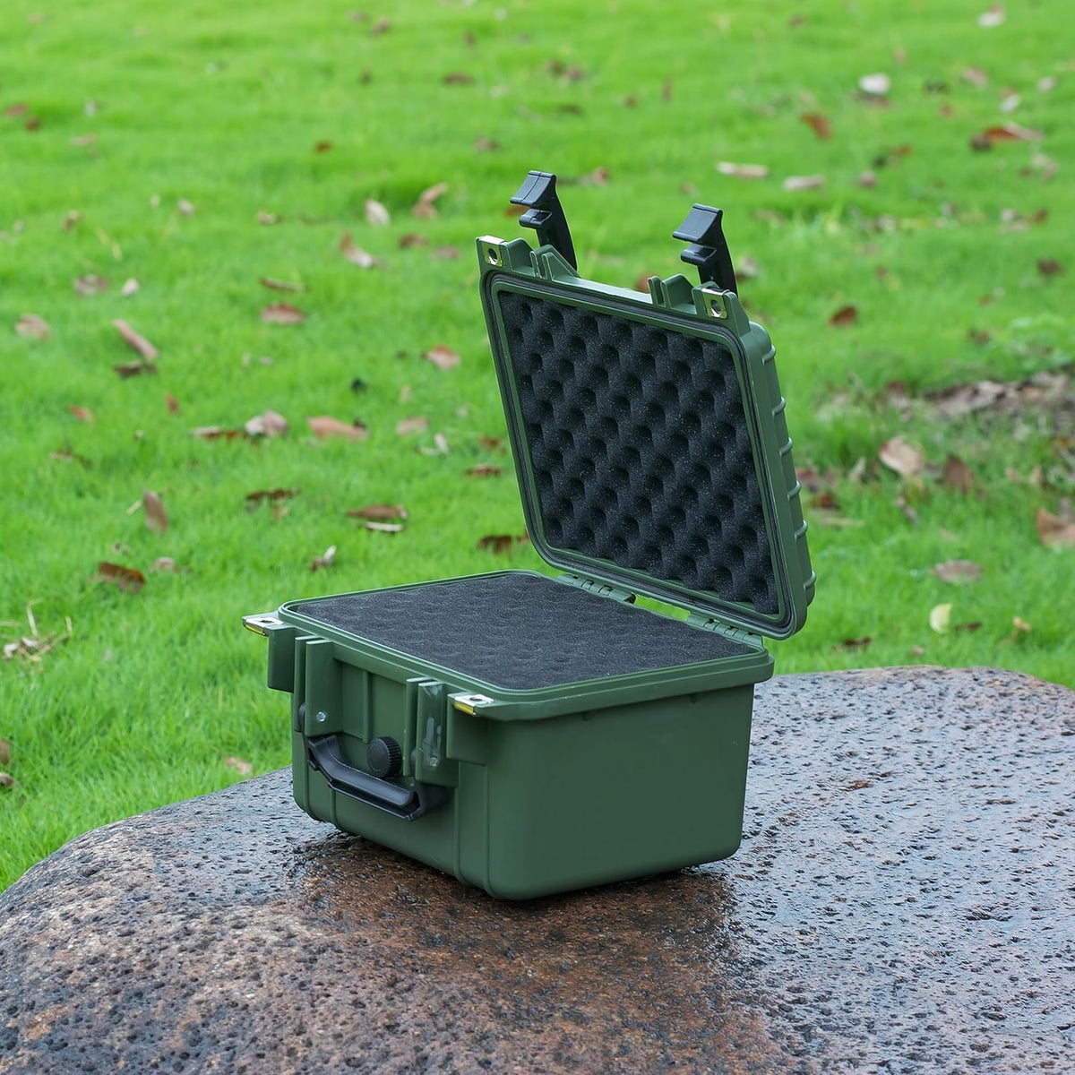 MEIJIA Portable All Weather IP67 Waterproof Camera Case,hard case with Customizable Fit Foam,Fit Use of Drones,Camera,Equipments,10.62 x9.68x6.87inches(Green)